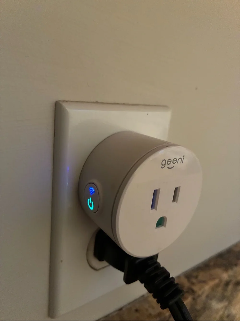 Geeni Smart Plug Wi-Fi Outlet Adapter